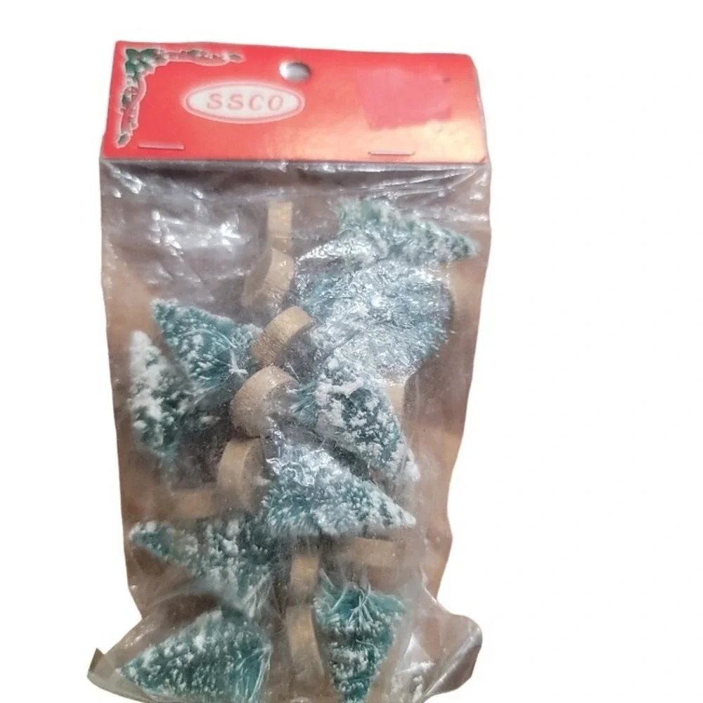 Miniature Christmas Craft Ornaments Holiday Decor Assortment‎